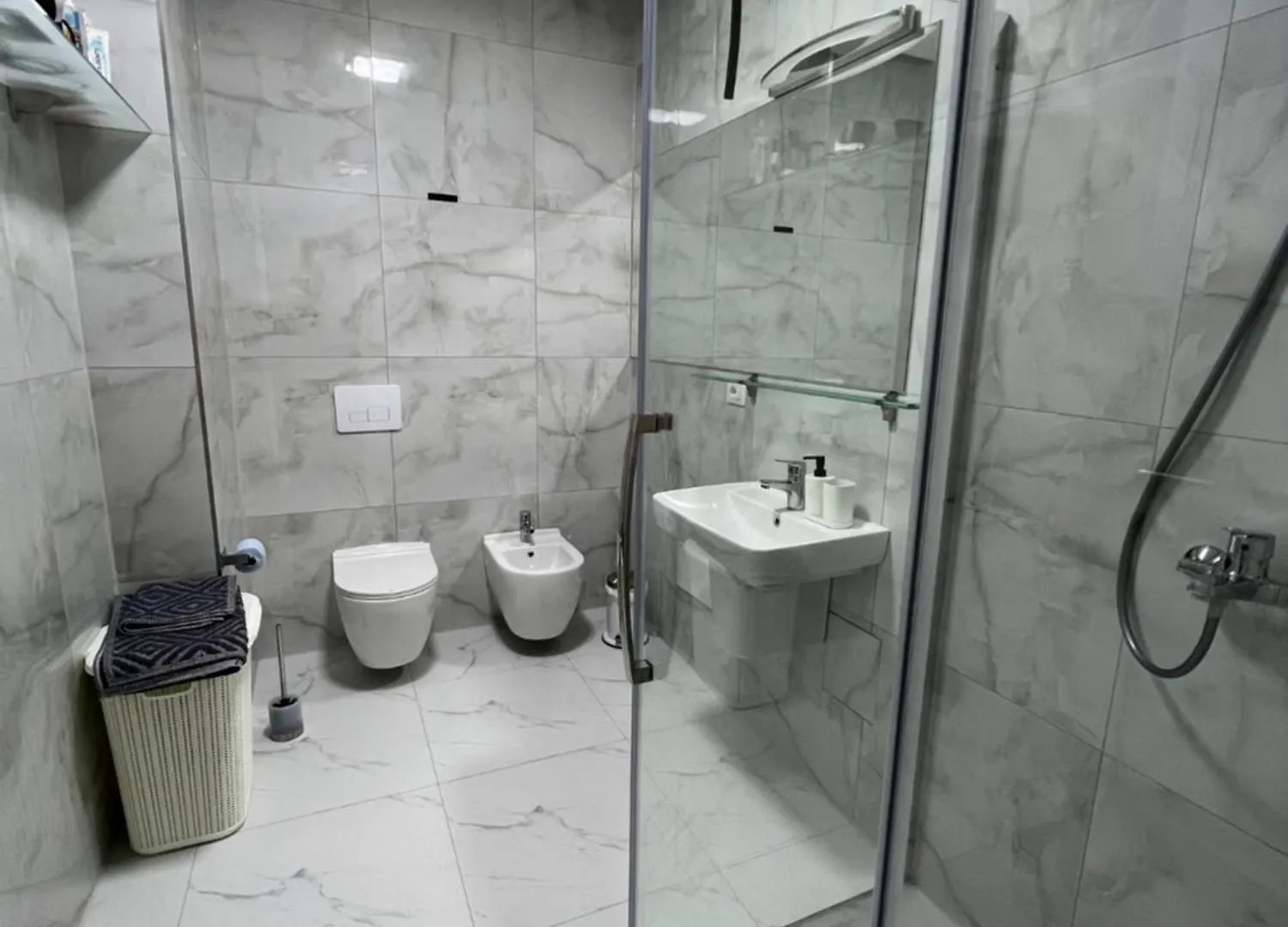Rent Apartament Lalzy Bay Durres Apartment